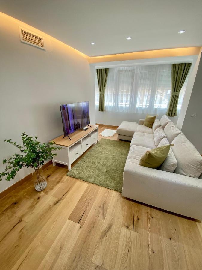 Prestige I Apartament *
